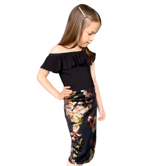 Metallic Floral Girl’s Pencil Skirt Size 12-14 - Picture 4 of 5
